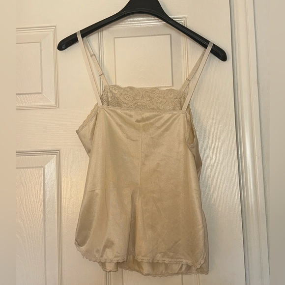 Vintage lace slip top - Picture 2 of 2